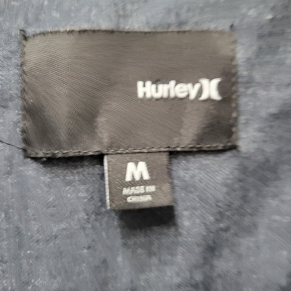 Hurley Men's Long-Sleeves Shirt Size Medium. Excellent Condition Pre-owned - Picture 6 of 7